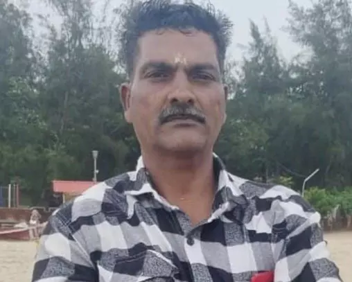 കണ്ണൂരിൽ ഇന്ഡക്ഷന് കുക്കറില് നിന്ന് ഷോക്കേറ്റ് 51കാരന് ദാരുണാന്ത്യം കണ്ണൂരിൽ ഇന്ഡക്ഷന് കുക്കറില് നിന്ന് ഷോക്കേറ്റ് 51കാരന് ദാരുണാന്ത്യം