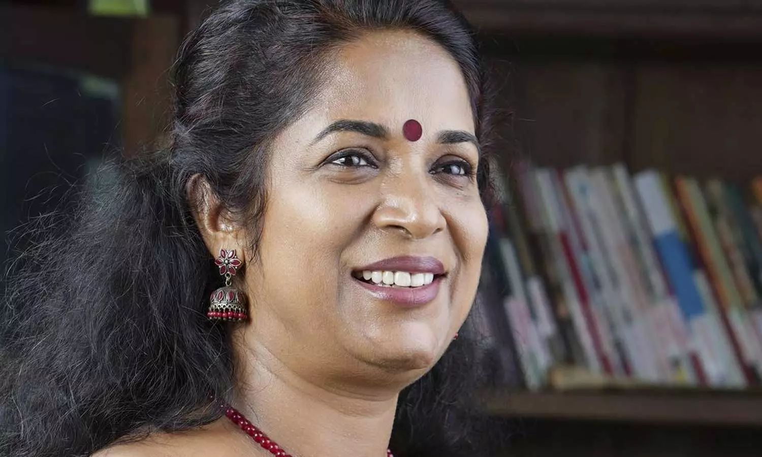 കെ.ജെ ഷൈനിനെതിരായ സൈബർ ആക്രമണം; പൊലീസ് കേസെടുത്തു