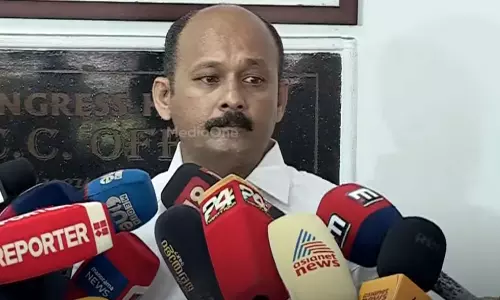 കെ.ജെ ഷൈനിനെതിരായ സൈബർ ആക്രമണം: ജില്ലാ സെക്രട്ടറിയെ ഒളിക്യാമറയിൽ കുടുക്കിയവരാണ് ഇപ്പോഴും സിപിഎം നേതൃത്വത്തിൽ; മുഹമ്മദ് ഷിയാസ്