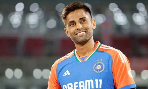 ‘ബാറ്റിങിനിറങ്ങുന്നില്ലെങ്കിൽ കളിക്കുന്നതെന്തിനാ..റിങ്കുവിന് അവസരം നൽകാമായിരുന്നില്ലേ.’ സൂര്യകുമാറിനെതിരെ രൂക്ഷ വിമർശനവുമായി രോഹൻ ​ഗവാസ്കർ