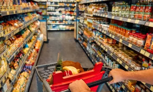 ജിഎസ്ടി പരിഷ്‌കാരം നാളെ പ്രാബല്യത്തിൽ: വില കൂടുന്നവയും കുറയുന്നവയും അറിയാം...