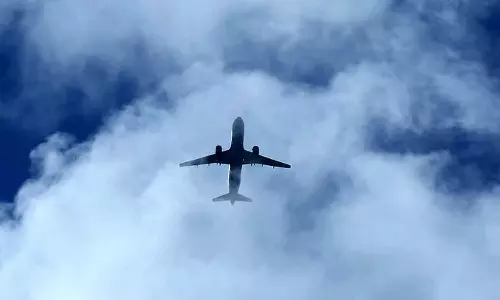 വിമാനത്തിന്റെ വീൽ ബേയ്ക്കുള്ളിൽ ഒളിച്ചിരുന്ന് അഫ്ഗാന്‍ ബാലന്‍; ഒന്നരമണിക്കൂര്‍ സാഹസയാത്രക്കൊടുവില്‍ ഇന്ത്യയില്‍, പിന്നീട് സംഭവിച്ചത്