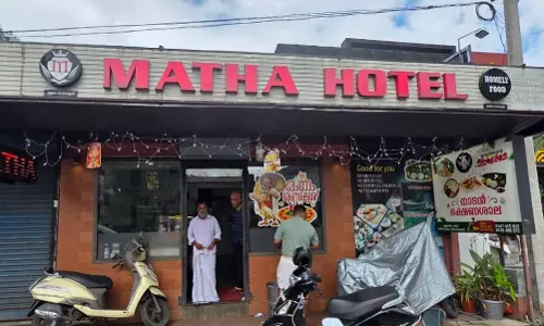 താമരശ്ശേരിയിൽ രണ്ട് സ്ഥാപനങ്ങളിൽ മോഷണം; നിരാശനായ കള്ളൻ കൊണ്ടുപോയത് സിഗരറ്റും മാങ്ങയും