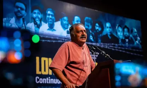 ഗസ്സയിലെ വംശഹത്യ കഴിയാൻ കാത്തിരിക്കുകയാണ് ഇന്ത്യയിലെ വലതുപക്ഷം, ഇവിടെയും നടത്താനാണത്: പ്രകാശ് രാജ് ഗസ്സയിലെ വംശഹത്യ കഴിയാൻ കാത്തിരിക്കുകയാണ് ഇന്ത്യയിലെ വലതുപക്ഷം, ഇവിടെയും നടത്താനാണത്: പ്രകാശ് രാജ്