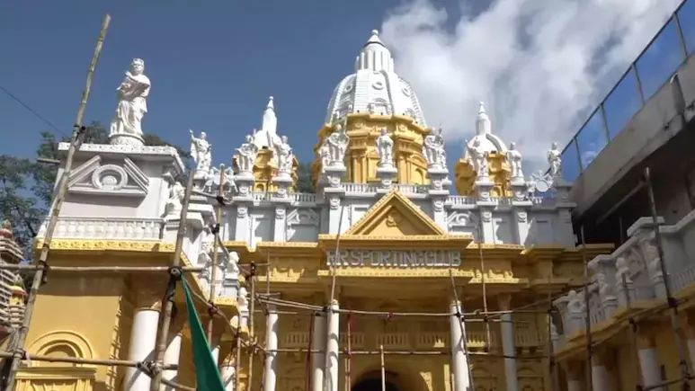 വത്തിക്കാൻ സിറ്റി മാതൃകയിൽ റാഞ്ചിയിൽ ദുര്‍ഗാപൂജ പന്തൽ; പ്രതിഷേധവുമായി വിഎച്ച്പി