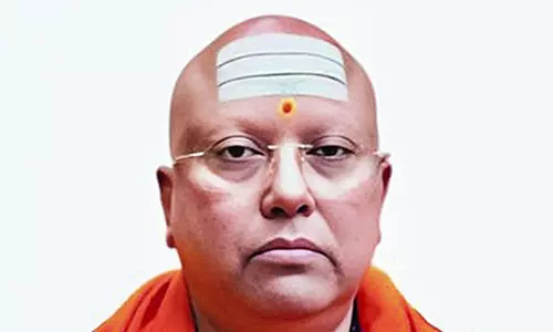 പീഡന പരാതിയിൽ കേസെടുത്തതിന് ശേഷം  50 ലക്ഷം രൂപ പിൻവലിച്ചു; ചൈതന്യാനന്ദയുടെ 18 ബാങ്ക് അക്കൗണ്ടുകൾ മരവിപ്പിച്ചു