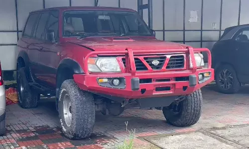 Customs seizes another car belonging to Dulquer Salmaan during Operation Numkhur