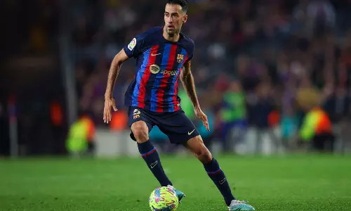 അരങ്ങൊഴിയുന്നത് വെറുമൊരു കളിക്കാരനല്ല, ഫുട്‍ബോൾ മൈതാനത്തെ ഒരു അതുല്യ കലാകാരൻ കൂടിയാണ്.