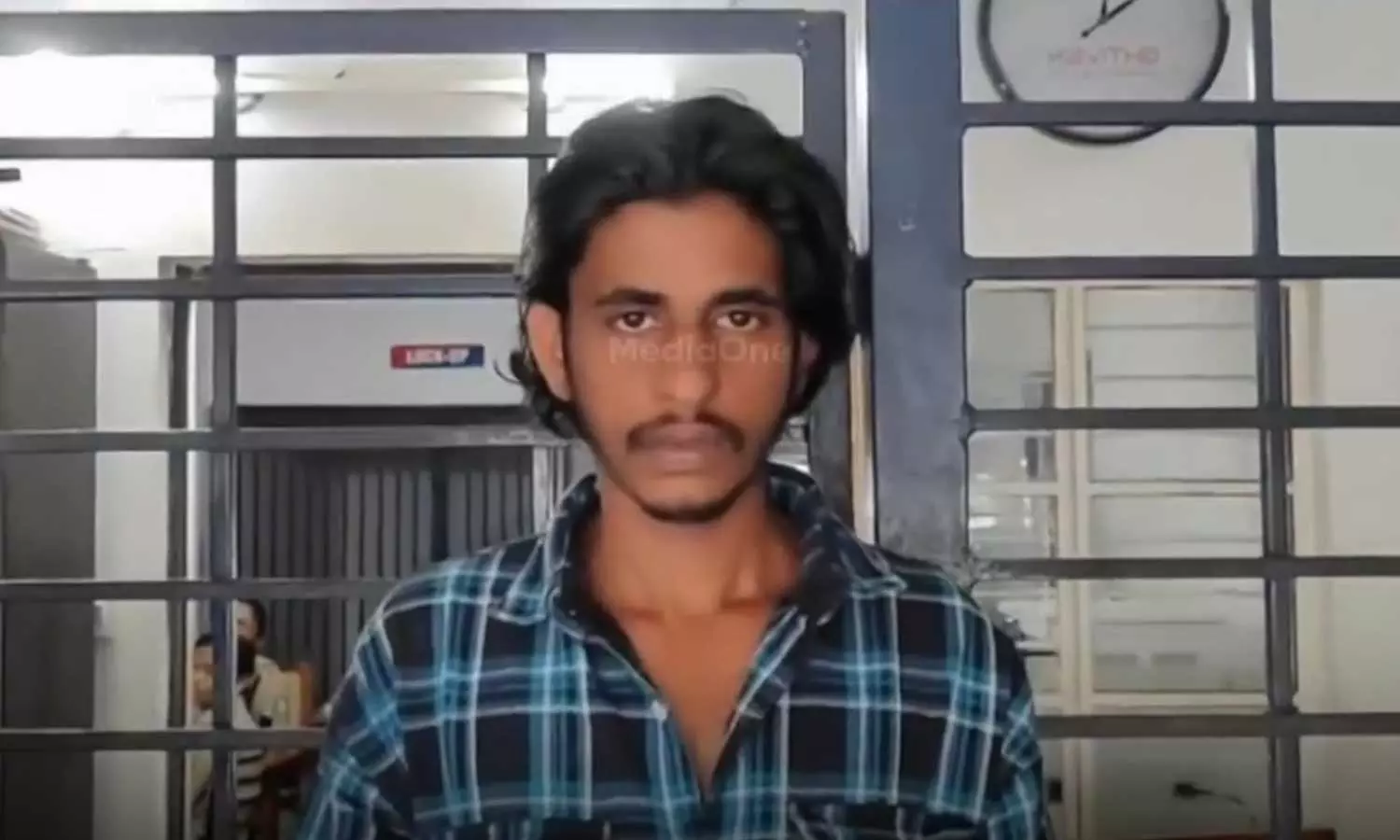 പാലക്കാട്ട് സ്‌കൂട്ടറിൽ പോവുകയായിരുന്ന യുവതിയെ ഇടിച്ചുവീഴ്ത്തി പീഡിപ്പിക്കാൻ ശ്രമം; യുവാവ് അറസ്റ്റിൽ