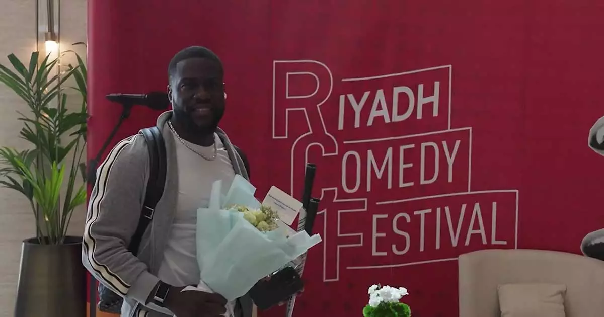 കോമഡി ഫെസ്റ്റിവലിനായി കെവിൻ ഹാർട്ട് റിയാദിലെത്തി കോമഡി ഫെസ്റ്റിവലിനായി കെവിൻ ഹാർട്ട് റിയാദിലെത്തി