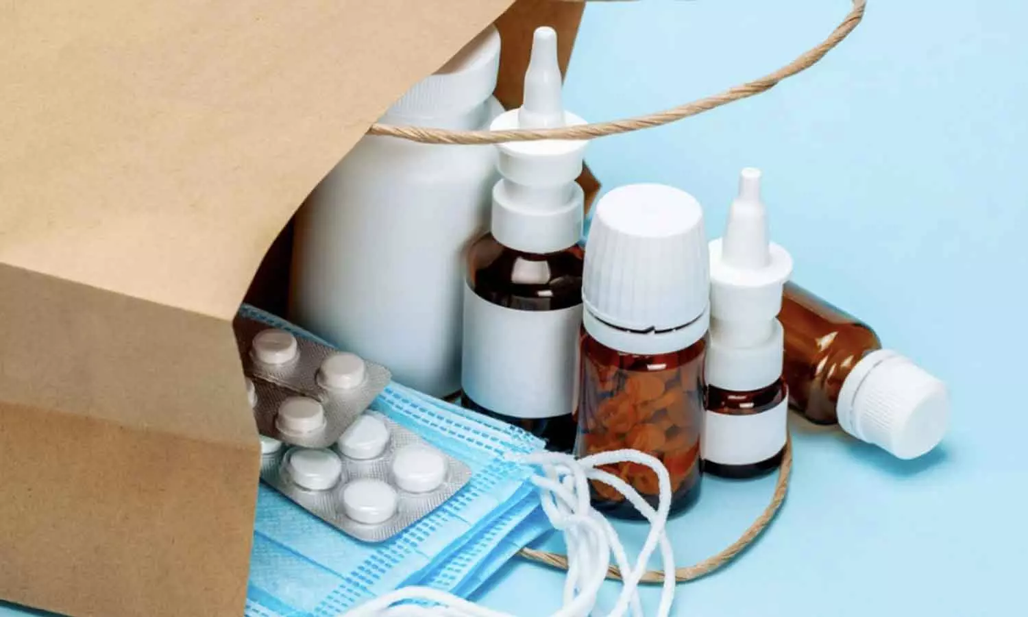 സൗദിയിലേക്ക് മരുന്നുകൾ കൊണ്ടുപോകുന്നതിനുള്ള പുതിയ നിയമങ്ങൾ നവംബർ ഒന്ന് മുതൽ പ്രാബല്യത്തിൽ സൗദിയിലേക്ക് മരുന്നുകൾ കൊണ്ടുപോകുന്നതിനുള്ള പുതിയ നിയമങ്ങൾ നവംബർ ഒന്ന് മുതൽ പ്രാബല്യത്തിൽ