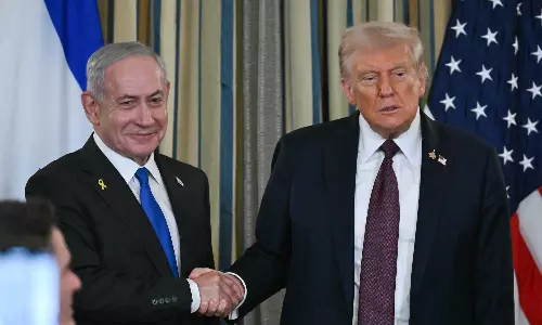 ട്രംപിന്റെ ഗസ്സ പദ്ധതിയിൽ ഹമാസ് നിലപാട് ഉറ്റുനോക്കി ലോകം; നാലുദിവസത്തിനുള്ളിൽ അനുകൂല തീരുമാനം ഉണ്ടാകണമെന്ന താക്കീതുമായി യുഎസ്