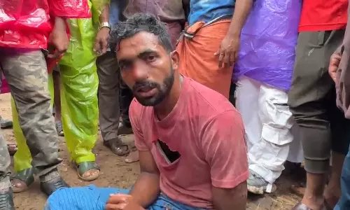 കോഴിക്കോട് പത്തുവയസുകാരനെ കാറില്‍ തട്ടിക്കൊണ്ടുപോകാന്‍ ശ്രമം,നാട്ടുകാരുടെ സമയോചിത ഇടപെടലില്‍ പ്രതി പിടിയില്‍