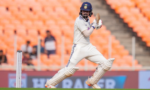 അഹമ്മദാബാദ് ടെസ്റ്റ്; വിൻഡീസിനെതിരെ ഇന്ത്യക്ക് മേൽകൈ; രാഹുലിന് അർദ്ധ സെഞ്ച്വറി