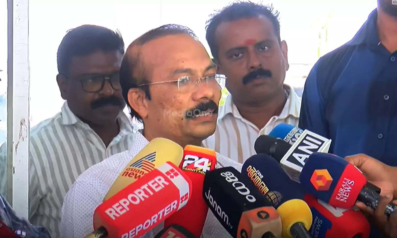 സ്വർണപ്പാളി വിവാദം: സമഗ്ര അന്വേഷണം ആവശ്യപ്പെടുമെന്ന് ദേവസ്വം പ്രസിഡന്റ് പി.എസ് പ്രശാന്ത് സ്വർണപ്പാളി വിവാദം: സമഗ്ര അന്വേഷണം ആവശ്യപ്പെടുമെന്ന് ദേവസ്വം പ്രസിഡന്റ് പി.എസ് പ്രശാന്ത്