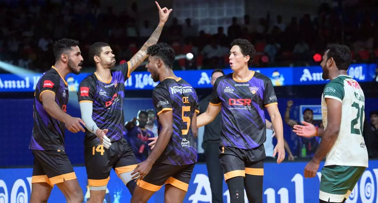 പ്രൈം വോളിബോൾ ലീഗ്: ഗോവ ഗാർഡിയൻസിനെ വീഴ്ത്തി ബെംഗളൂരു ടോർപിഡോസ് പ്രൈം വോളിബോൾ ലീഗ്: ഗോവ ഗാർഡിയൻസിനെ വീഴ്ത്തി ബെംഗളൂരു ടോർപിഡോസ്