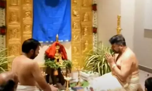 ശബരിമലയിലെ സ്വര്‍ണപ്പാളിയും ഉണ്ണികൃഷ്ണൻ പോറ്റി പ്രദർശനവസ്തുവാക്കി; നടൻ ജയറാം പൂജയിൽ പങ്കെടുത്തു, ദൃശ്യങ്ങൾ പുറത്ത്