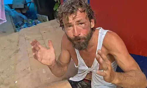 വർക്കലയിൽ ബീച്ചിൽ കുളിക്കാൻ ഇറങ്ങിയ വിനോദസഞ്ചാരിക്ക് മർദനമേറ്റതായി പരാതി