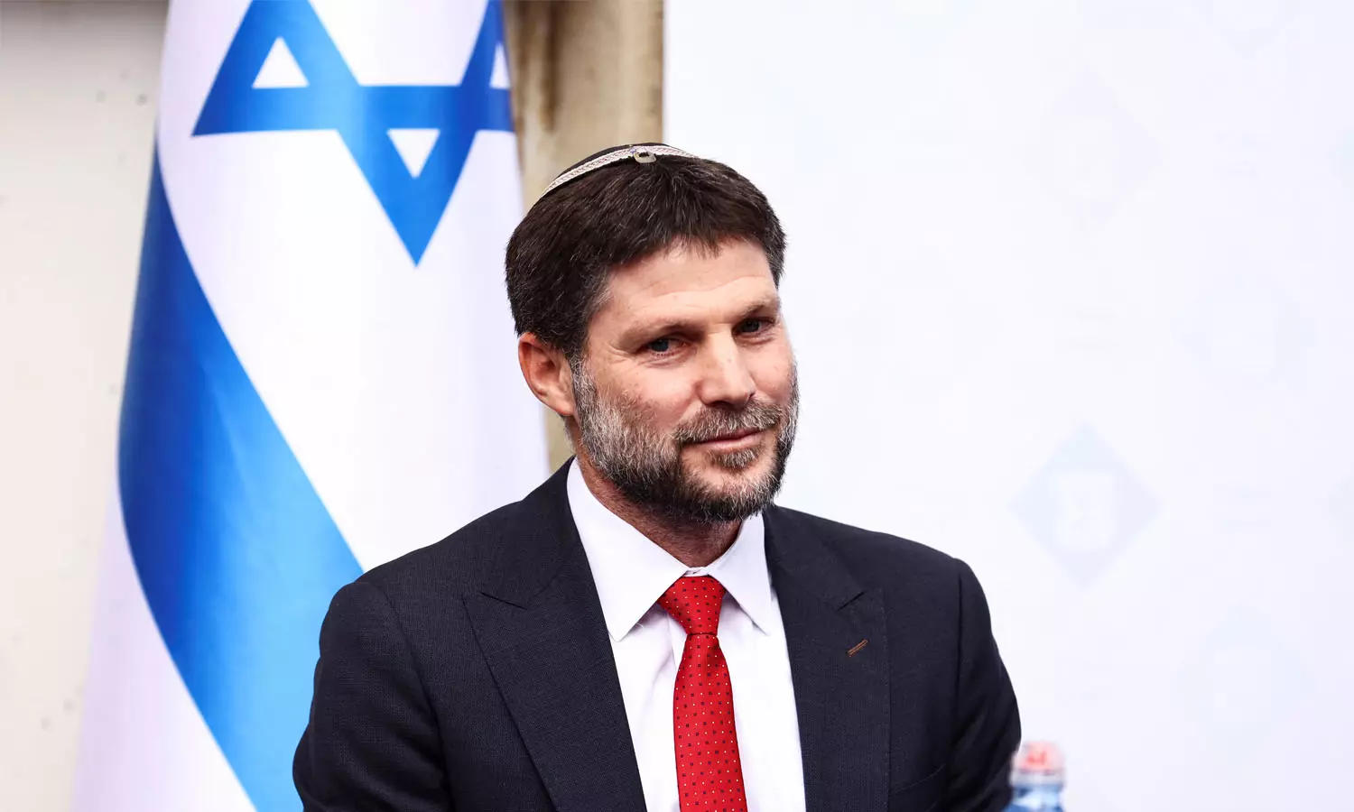 അന്താരാഷ്ട്ര നിയമം ജൂതന്മാർക്ക് ബാധകമല്ല; അതാണ് തെരഞ്ഞെടുക്കപ്പെട്ട ജനങ്ങളും മറ്റുള്ളവരും തമ്മിലുള്ള വ്യത്യാസം: ഇസ്രായേൽ ധനമന്ത്രി ബെസലൽ സ്മോട്രിച്ച്