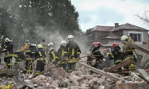 യുക്രൈനിൽ വീണ്ടും റഷ്യൻ ഡ്രോണാക്രമണം;  അഞ്ച് പേർ കൊല്ലപ്പെട്ടു
