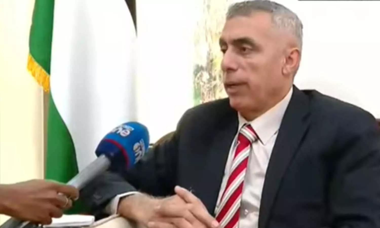 ഗസ്സയിലേത് തികഞ്ഞ വംശഹത്യ, സമാധാന ശ്രമം തുടരുമ്പോഴും യുദ്ധം തുടരുമെന്ന് ഇസ്രായേൽ പ്രഖ്യാപിക്കുന്നു; ഫലസ്തീൻ അംബാസിഡർ ഗസ്സയിലേത് തികഞ്ഞ വംശഹത്യ, സമാധാന ശ്രമം തുടരുമ്പോഴും യുദ്ധം തുടരുമെന്ന് ഇസ്രായേൽ പ്രഖ്യാപിക്കുന്നു; ഫലസ്തീൻ അംബാസിഡർ