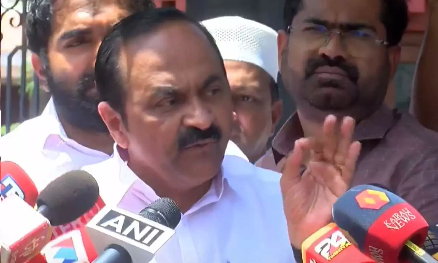 ദ്വാരപാലകശില്പം കോടികൾക്ക് വിറ്റു,എവിടെയാണ് വിറ്റതെന്ന് സിപിഎം വെളിപ്പെടുത്തണം; വി.ഡി സതീശൻ