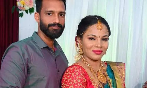 കാസര്‍കോട്ട് വിഷം ഉള്ളിൽ ചെന്ന നിലയിൽ ആശുപത്രിയിൽ പ്രവേശിപ്പിച്ച അധ്യാപികയും ഭര്‍ത്താവും മരിച്ചു