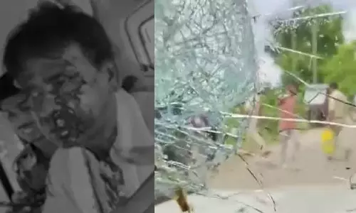 ബംഗാളിൽ മഴക്കെടുതി കാണാനെത്തിയ   ബിജെപി എംപിയെ കല്ലെറിഞ്ഞ് നാട്ടുകാർ; ഖഗൻ മുർമുവിന് ഗുരുതര പരിക്ക്