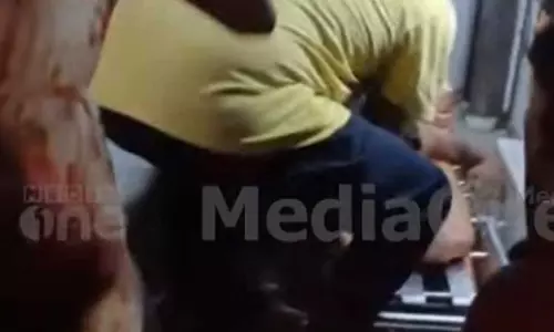 ട്രെയിനിൽ കുഴഞ്ഞുവീണു; അരമണിക്കൂർ കഴിഞ്ഞിട്ടും ആംബുലൻസ് വന്നില്ല; യുവാവിന് ദാരുണാന്ത്യം