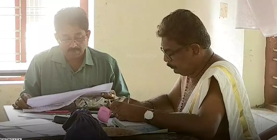 ശബരിമല സ്വര്‍ണക്കൊള്ള; ദേവസ്വം വിജിലൻസ് വെള്ളിയാഴ്ച അന്തിമ റിപ്പോർട്ട് സമർപ്പിക്കും