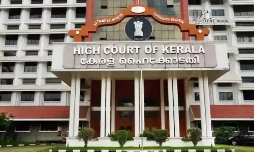 ശബരിമലയെ കച്ചവട കേന്ദ്രമാക്കുന്നുവെന്നത് തെറ്റിദ്ധാരണ; സ്പെഷ്യൽ കമ്മീഷണറുടെ റിപ്പോർട്ടിനെതിരെ കെഎസ്ആർടിസി ശബരിമലയെ കച്ചവട കേന്ദ്രമാക്കുന്നുവെന്നത് തെറ്റിദ്ധാരണ; സ്പെഷ്യൽ കമ്മീഷണറുടെ റിപ്പോർട്ടിനെതിരെ കെഎസ്ആർടിസി