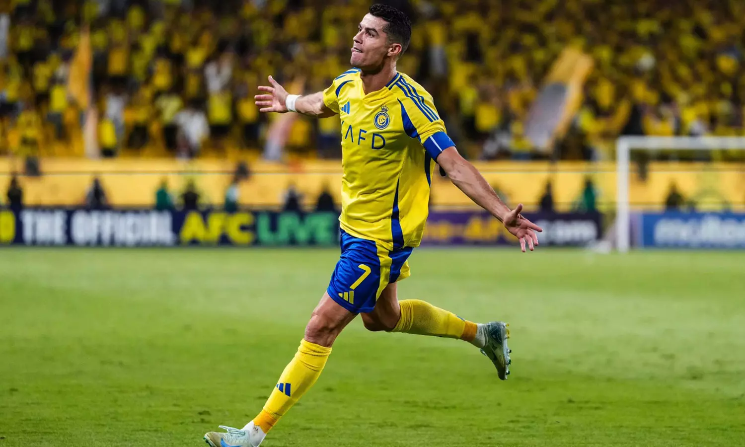 Cristiano Ronaldo Becomes Football’s First Billionaire