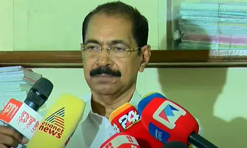 ചീഫ് മാർഷലിനെ ആരും മർദിച്ചിട്ടില്ല, എംഎൽഎമാരുടെ സസ്‌പെൻഷന് പിന്നിൽ സ്പീക്കറുടെ ഗൂഢാലോചന: സണ്ണി ജോസഫ്