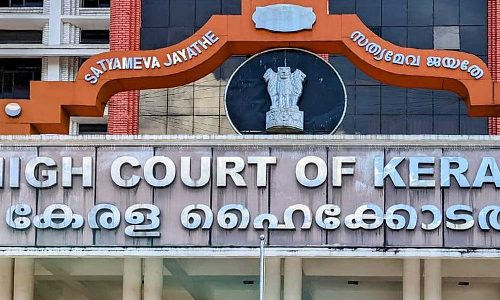 മുനമ്പത്തേത് വഖഫ് ഭൂമിയല്ല; നിരീക്ഷണവുമായി  ഹൈക്കോടതി