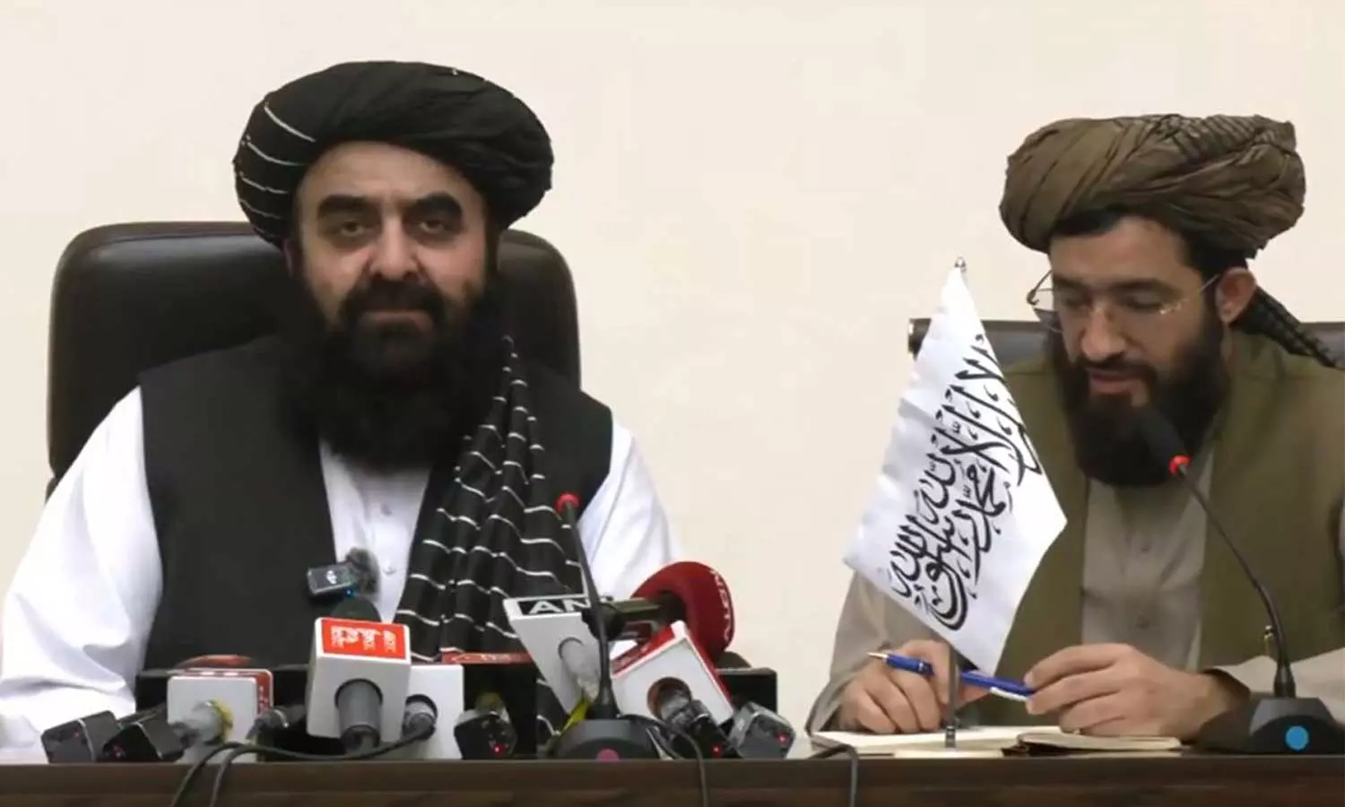 അഫ്ഗാൻ മന്ത്രിയുടെ ഡൽഹിയിലെ വാർത്താസമ്മേളനത്തിൽ നിന്ന് വനിതാ മാധ്യമപ്രവർത്തകരെ ഒഴിവാക്കി