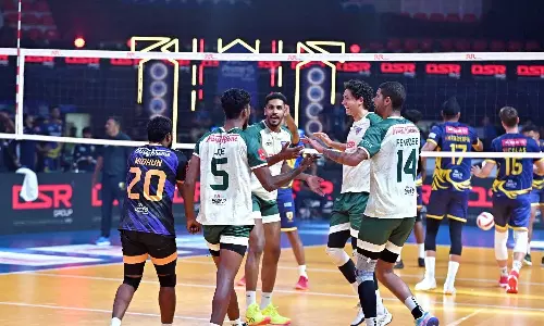 പ്രൈം വോളിബോള്‍ ലീഗ്: കൊച്ചി ബ്ലൂ സ്‌പൈക്കേഴ്‌സിനെ വീഴ്ത്തി ബംഗളൂരു ടോര്‍പിഡോസ്