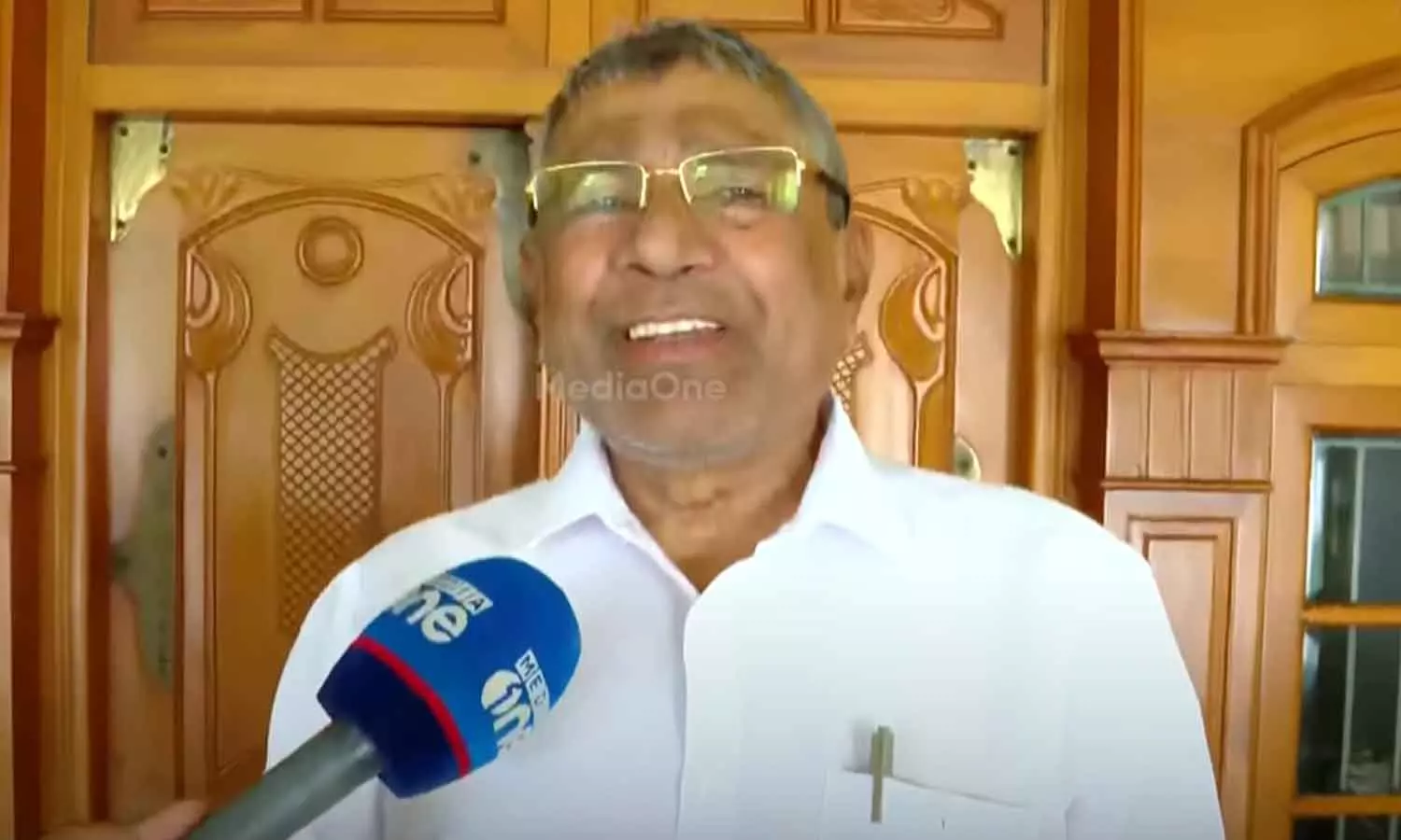 മുനമ്പം ഭൂമിക്കേസ്; ഹൈക്കോടതി   വിധിയിലെ പരാമർശം സംഘ്പരിവാർ   പ്രസ്താവന പോലെ; എം.സി മായിന്‍ ഹാജി