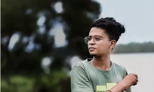 കണ്ണൂരിൽ തെയ്യം കലാകാരൻ മരിച്ച നിലയിൽ കണ്ണൂരിൽ തെയ്യം കലാകാരൻ മരിച്ച നിലയിൽ