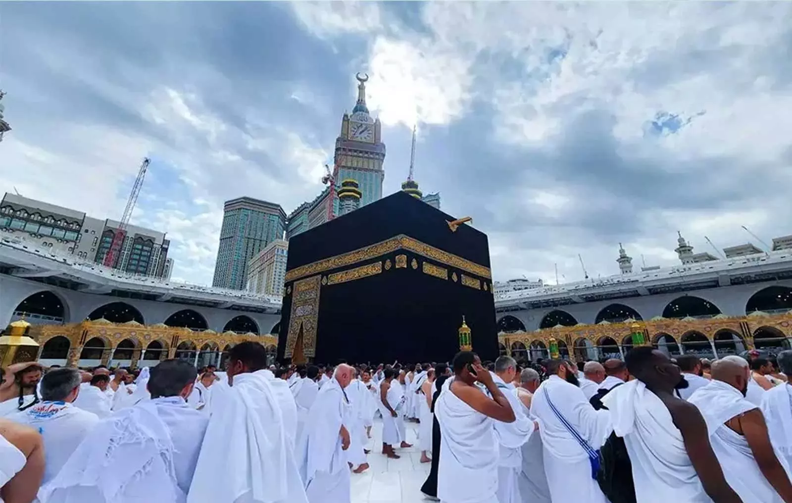 ഇന്ത്യയിൽ നിന്ന് ഹജ്ജ് കമ്മിറ്റി വഴി അപേക്ഷിച്ച് വെയ്റ്റിങ് ലിസ്റ്റിലുള്ള ഏഴായിരത്തോളം പേ‍‍ർക്ക് ഹജ്ജിന് അവസരം