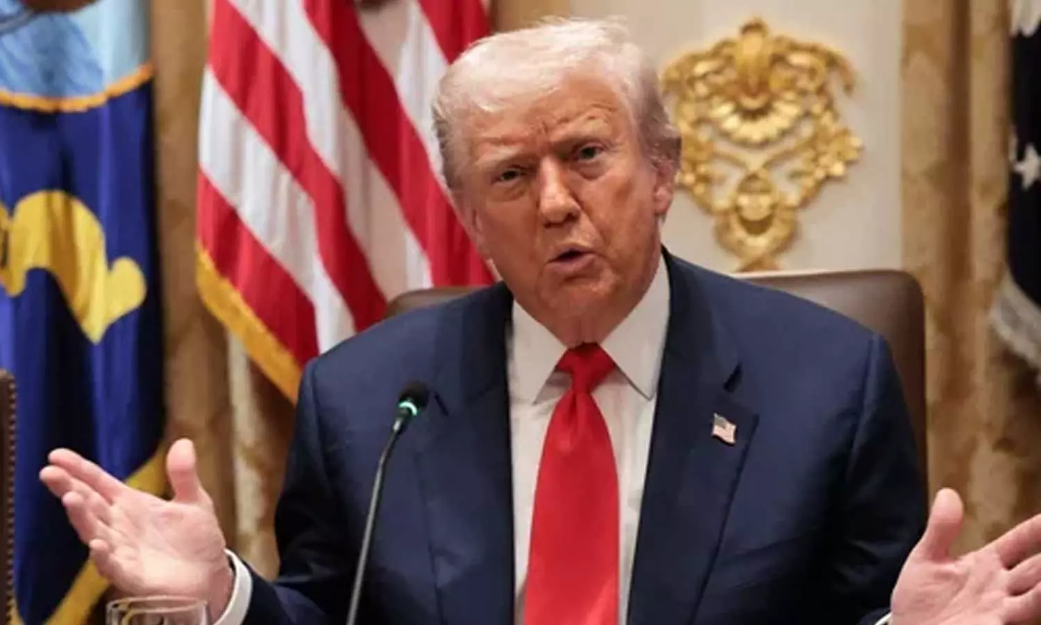 ഹമാസ് ആയുധങ്ങൾ കൈമാറണം, ഇല്ലെങ്കില്‍ അക്രമാസക്തമായ നടപടികളിലൂടെ അമേരിക്ക തന്നെ നടപ്പാക്കും; മുന്നറിയിപ്പുമായി ട്രംപ്