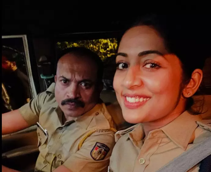 അന്നൊക്കെ സൗബിനെ കാണുമ്പോഴേ ദേഷ്യം വരും, ഒരുപാട് ബുദ്ധിമുട്ടിച്ചിട്ടുണ്ട്; തുറന്ന് പറഞ്ഞ് നവ്യ നായര് അന്നൊക്കെ സൗബിനെ കാണുമ്പോഴേ ദേഷ്യം വരും, ഒരുപാട് ബുദ്ധിമുട്ടിച്ചിട്ടുണ്ട്; തുറന്ന് പറഞ്ഞ് നവ്യ നായര്