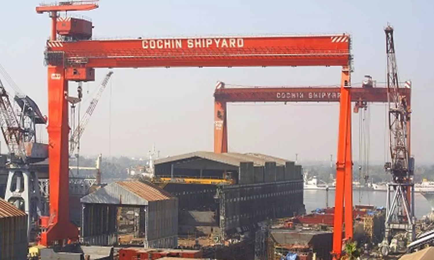 യൂറോപ്പില് നിന്ന് 2,000 കോടിയുടെ മെഗാ ഓര്ഡര് സ്വന്തമാക്കി കൊച്ചിന് ഷിപ്പ്യാര്ഡ് യൂറോപ്പില് നിന്ന് 2,000 കോടിയുടെ മെഗാ ഓര്ഡര് സ്വന്തമാക്കി കൊച്ചിന് ഷിപ്പ്യാര്ഡ്