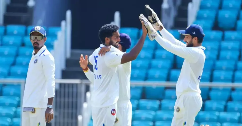 രഞ്ജി ട്രോഫി; കേരളത്തിനെതിരെ മഹാരാഷ്ട്രക്ക് ബാറ്റിംഗ് തകർച്ച; നിധീഷിന് നാല് വിക്കറ്റ്