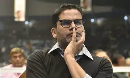 ബിഹാർ; യു ടേണടിച്ച് പി.കെ; തേജസ്വിക്ക് എതിരാളിയാവാൻ പ്രശാന്ത് കിഷോറില്ല