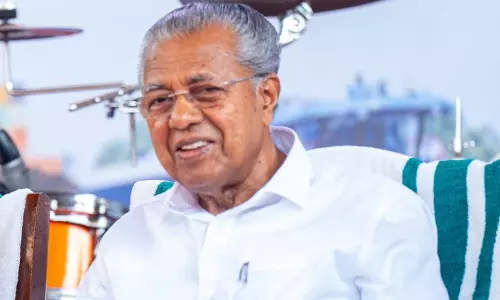 ഗൾഫ് സന്ദർശനത്തിനായി മുഖ്യമന്ത്രി ബഹ്റൈനിൽ ഗൾഫ് സന്ദർശനത്തിനായി മുഖ്യമന്ത്രി ബഹ്റൈനിൽ