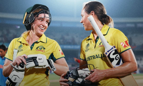 വനിത ലോകകപ്പ് : ബംഗ്ലാദേശിനെ വീഴ്ത്തി ആസ്‌ട്രേലിയ സെമിയിൽ