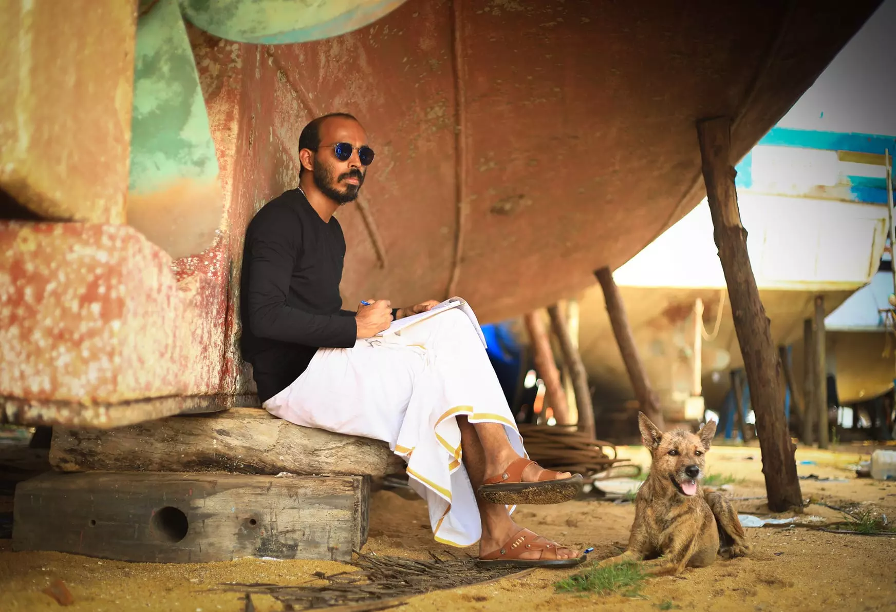 ജുഗാരി ക്രോസിൽ നായകനായി രാജ് ബി ഷെട്ടി; ടീസര് പുറത്ത് ജുഗാരി ക്രോസിൽ നായകനായി രാജ് ബി ഷെട്ടി; ടീസര് പുറത്ത്