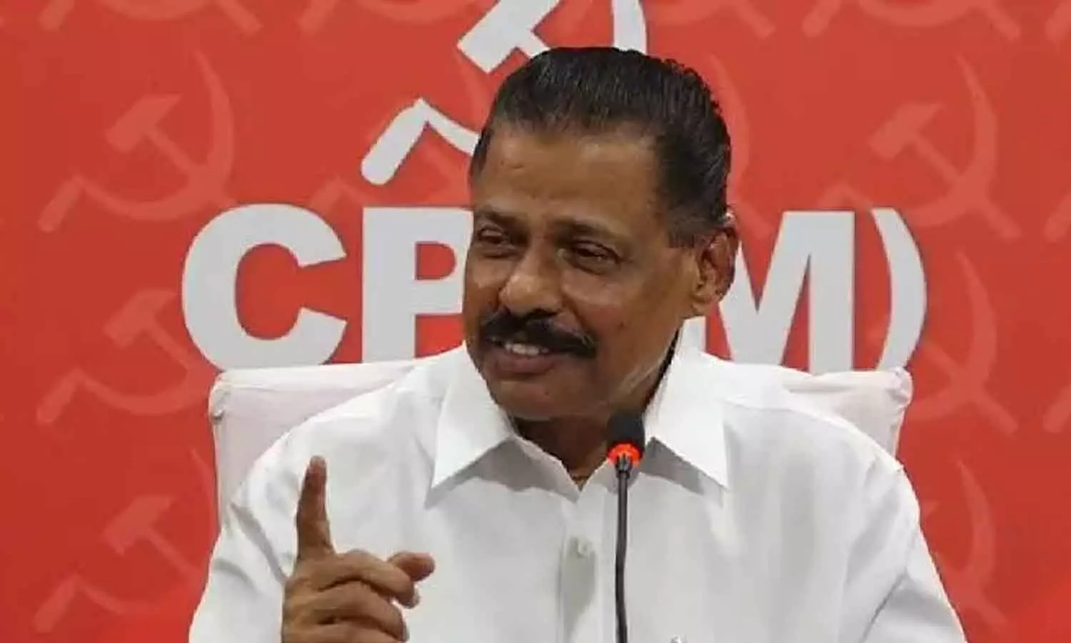 ശിരോവസ്ത്ര വിലക്ക്; വസ്ത്രം ധരിക്കാനുള്ള ജനാധിപത്യ അവകാശത്തിൽ ആരും ഇടപെടണ്ട- എം.വി ഗോവിന്ദൻ