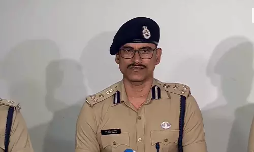 ഓൺലൈൻ ട്രേഡിങിന്റെ പേരിൽ വ്യവസായിയിൽ നിന്ന് 25 കോടി രൂപ തട്ടി; മൂന്നുപേർ പിടിയിൽ