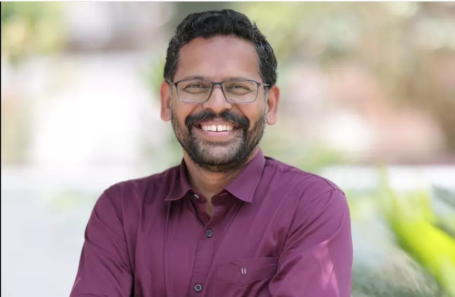 ശിരോവസ്ത്ര വിലക്ക്; ലീഗിന്‍റെ പിന്തുണയുണ്ടായിരുന്നെങ്കിൽ വിദ്യാര്‍ഥിനിക്ക് സ്കൂൾ ഉപേക്ഷിക്കേണ്ടി വരില്ലായിരുന്നു; ഡോ.പി.സരിൻ